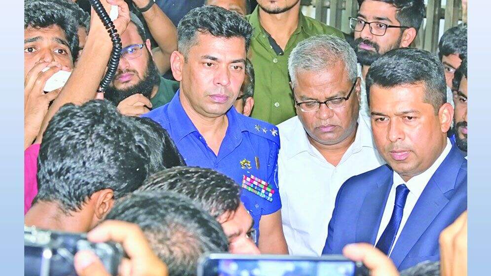 অবরুদ্ধ চুয়েট উপাচার্য ৩০ ঘণ্টা পর উদ্ধার