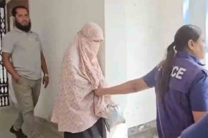 সাভারে মাদ্রাসাছাত্রীকে ধর্ষণ: শিক্ষক স্বামীকে সহায়তাকারী স্ত্রী গ্রেপ্তার