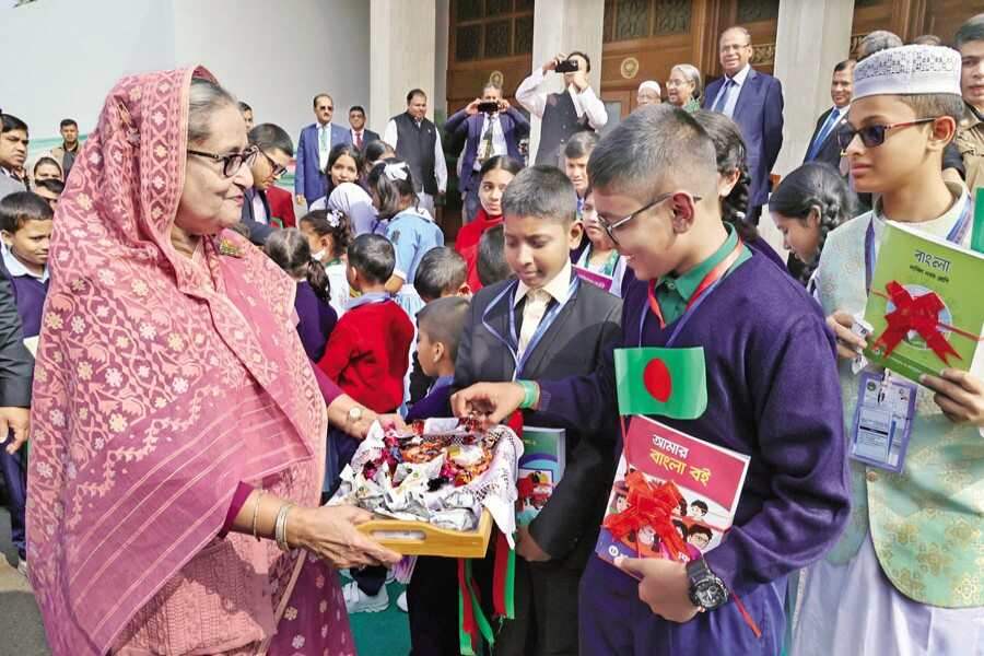 প্রতিশোধ নেওয়া আমাদের চরিত্র নয়’, দেশে ফেরা নিয়ে শিক্ষার্থীদের ভয় পাওয়ার কারণ নেই: শেখ হাসিনা