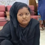 ফ্যামিলি কার্ডের নামে ৯৮ হাজার টাকা লোপাট, আরও টাকা নিতে গেলে বিএনপি নেতার স্ত্রীকে ধোলাই